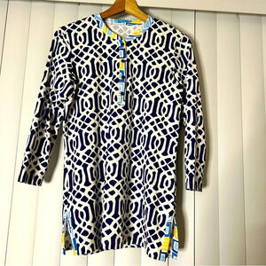 J. McLaughlin Navy Geometric Print Blouse, Size S, Pristine Condition